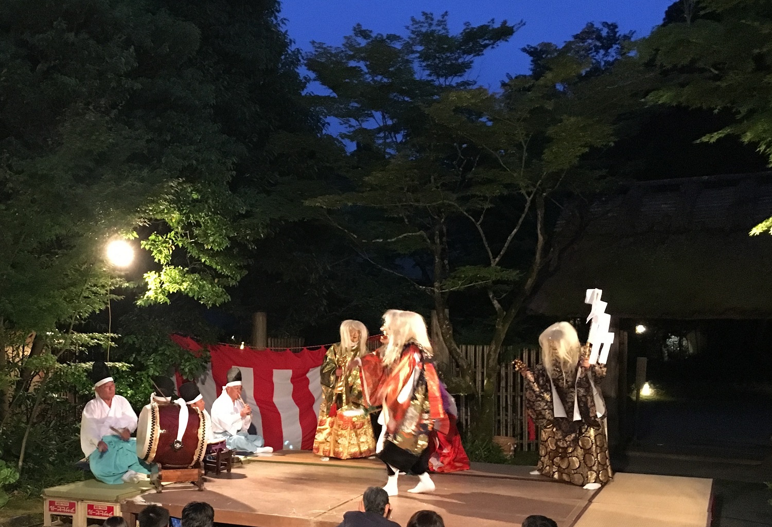夜神楽のご案内
